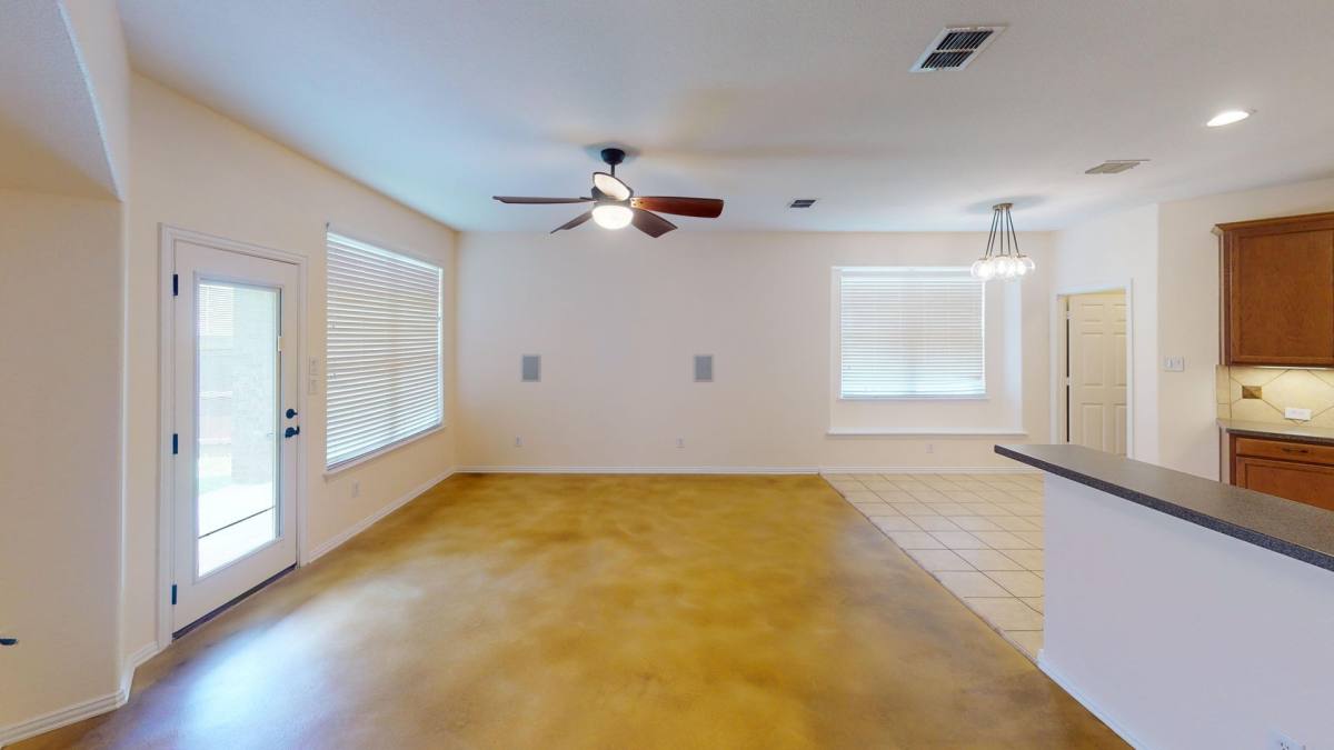 493 Jefferson Lane, Lake Dallas, TX 75065 - House for Rent - Image 10