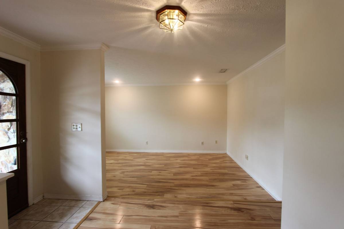 House for rent at 818 Druid Hills Rd, Tampa, FL 33617