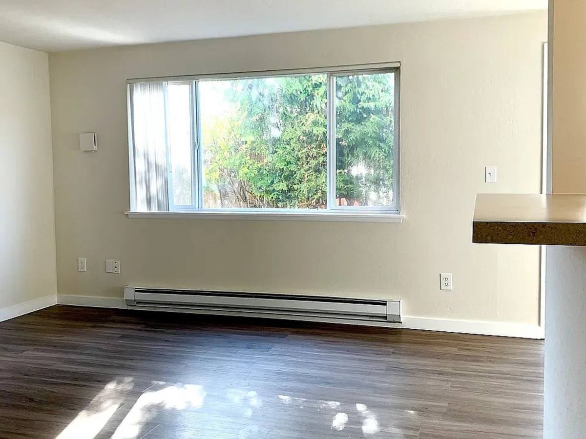 Apartment for rent at 12536 Greenwood Ave N, Seattle, WA 98133
