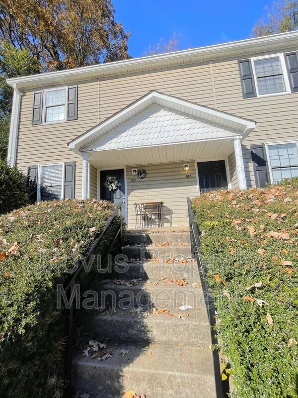 Townhouse for rent at 763 S St, Carrollton, GA 30117