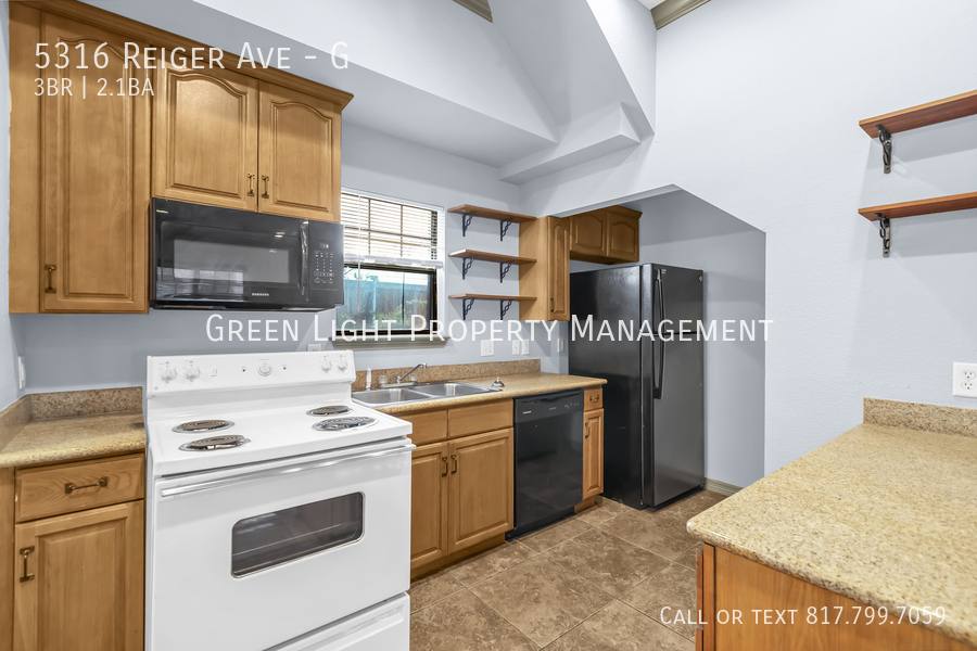 Townhouse for rent at 5316 Reiger Ave #G, Dallas, TX 75214