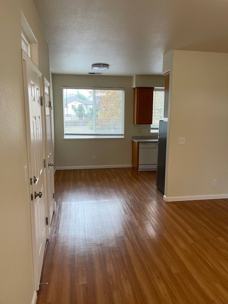 Apartment for rent at 1000 Prospect Ave #214, Santa Rosa, CA 95409