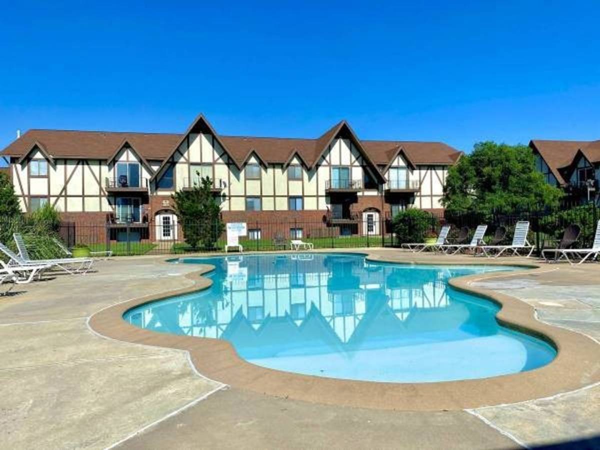 Apartment for rent at 2720 S Seneca St, Wichita, KS 67217