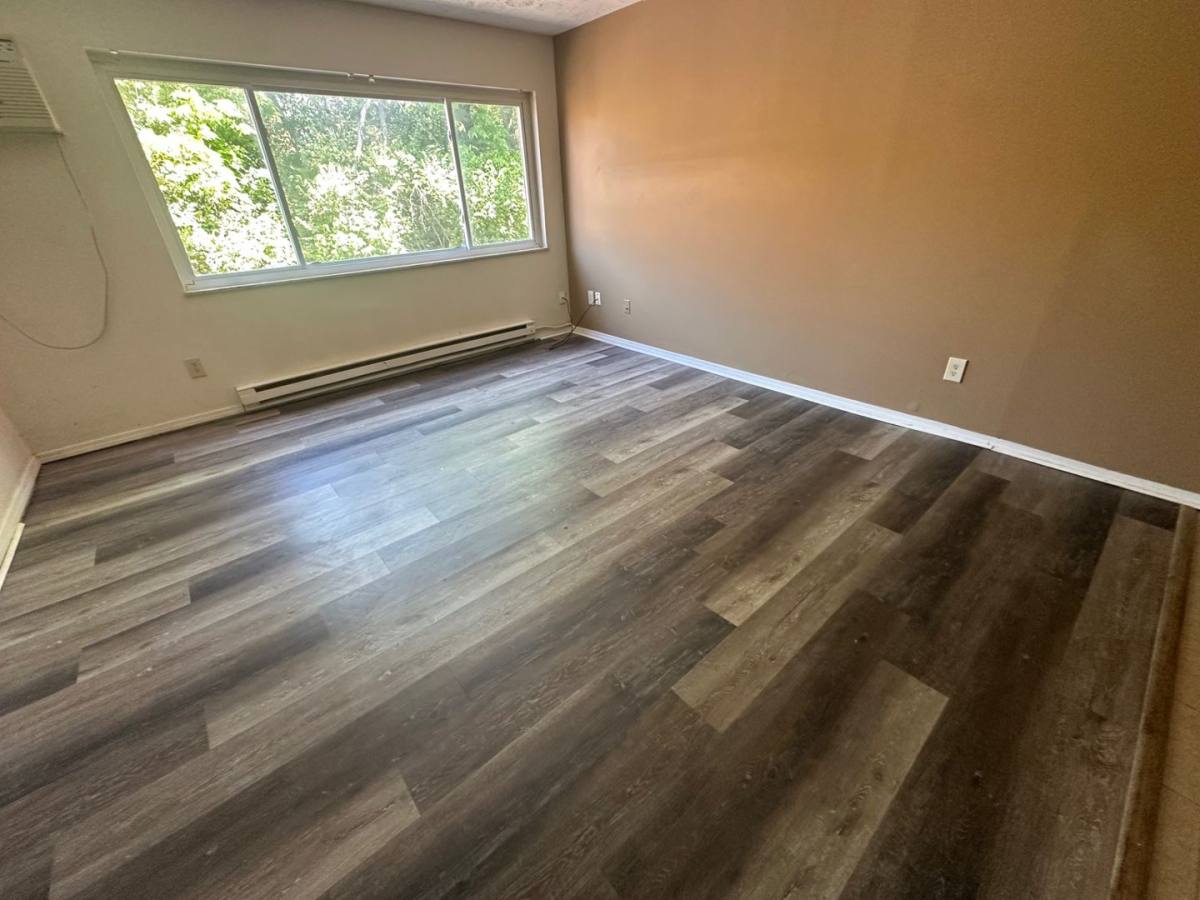 Apartment for rent at 2570-2572 Sarvis Court, Cincinnati, OH 45214