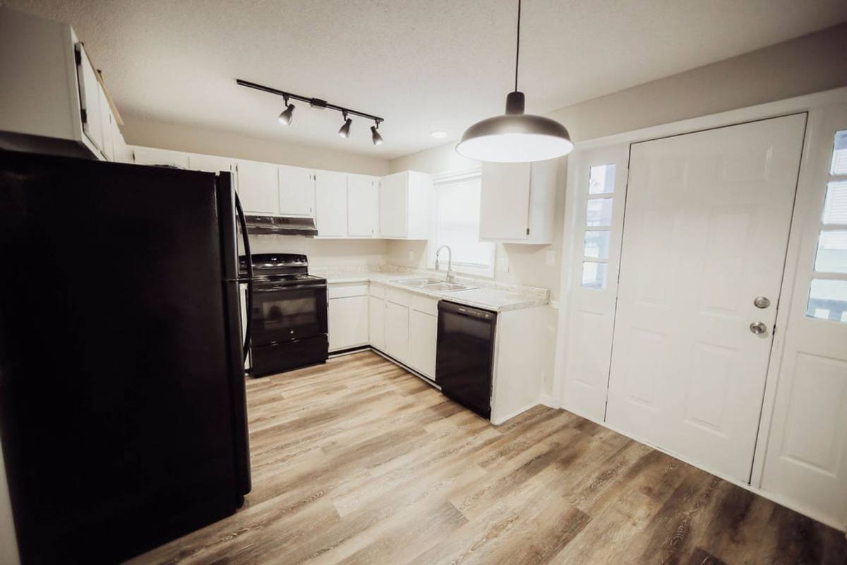 Apartment for rent at 217 Mark Twain Circle, Athens, GA 30605