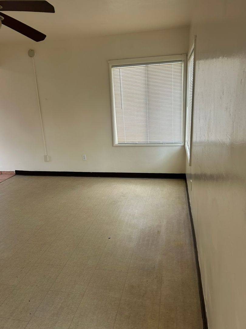 Apartment for rent at 1710 Oregon A - E, Bakersfield, CA 93305