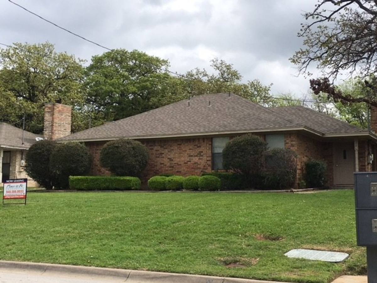 Townhouse for rent at 2208 2210 Bolivar St, Denton, TX 76201