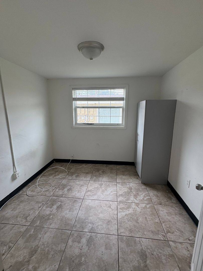 Apartment for rent at 17th St, Dade City, FL 33523