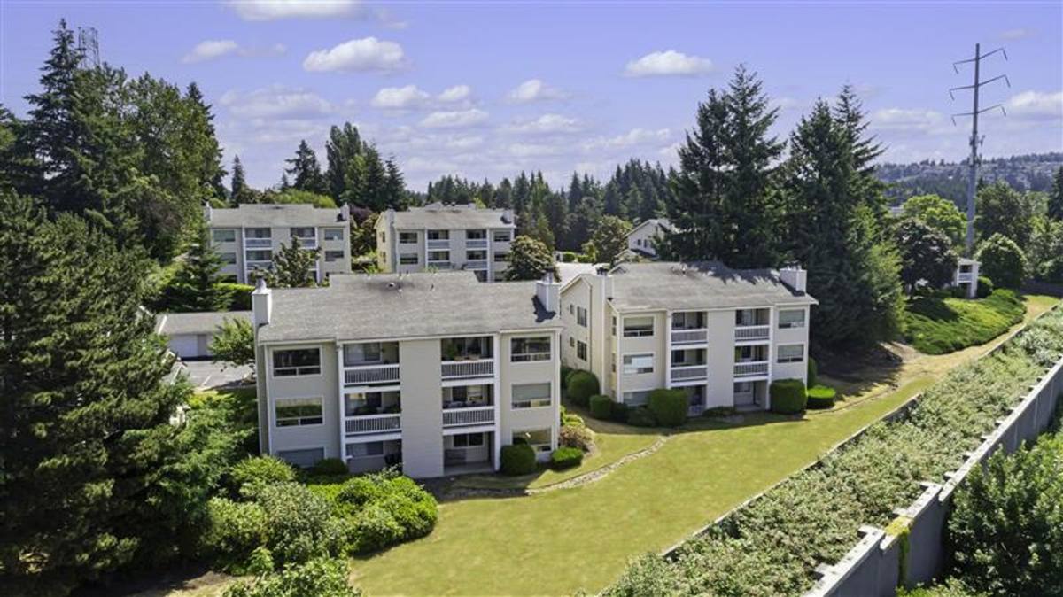 The View at Woodridge, 12118 SE 31st St, Bellevue, WA 98005 - Apartment for Rent - Image 8
