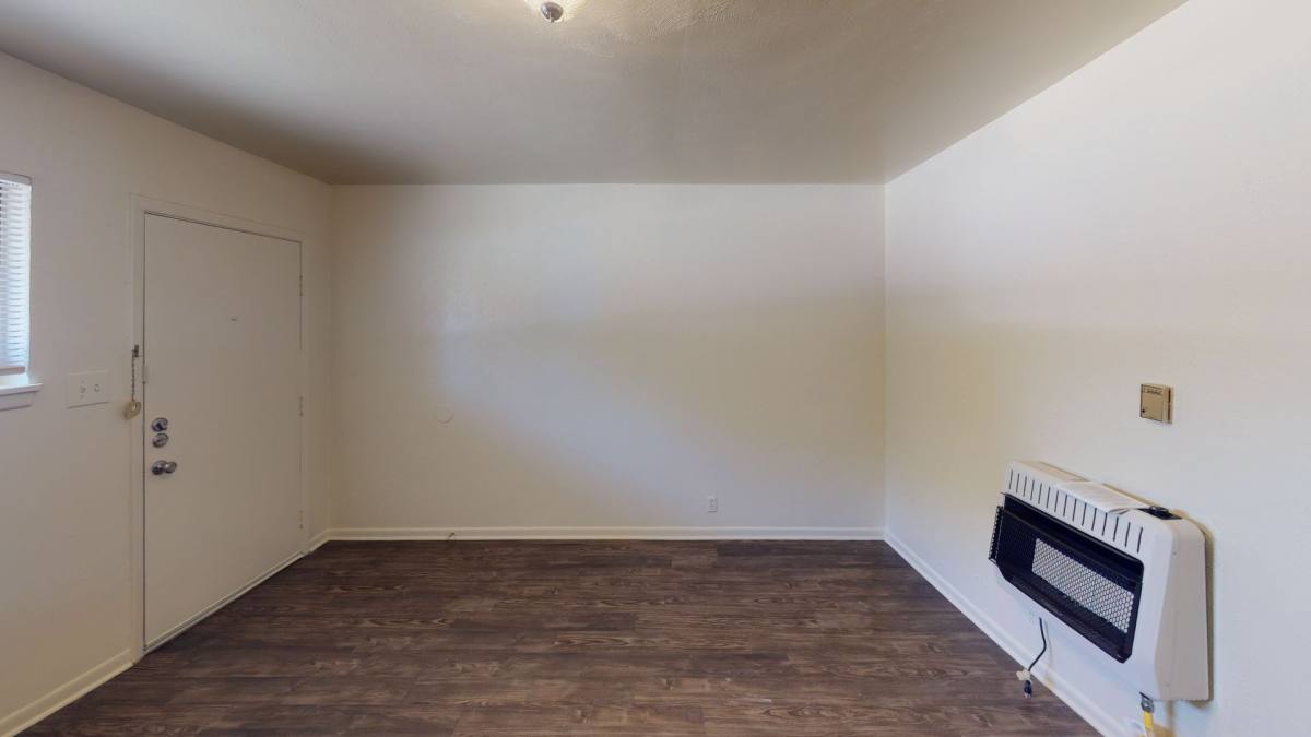 Townhouse for rent at 909 911 S Welch St, Denton, TX 76201