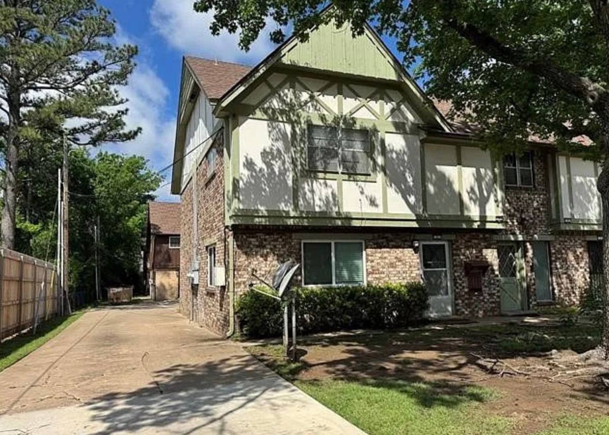 Condo for rent at 2520 S Florence Place, Tulsa, OK 74114