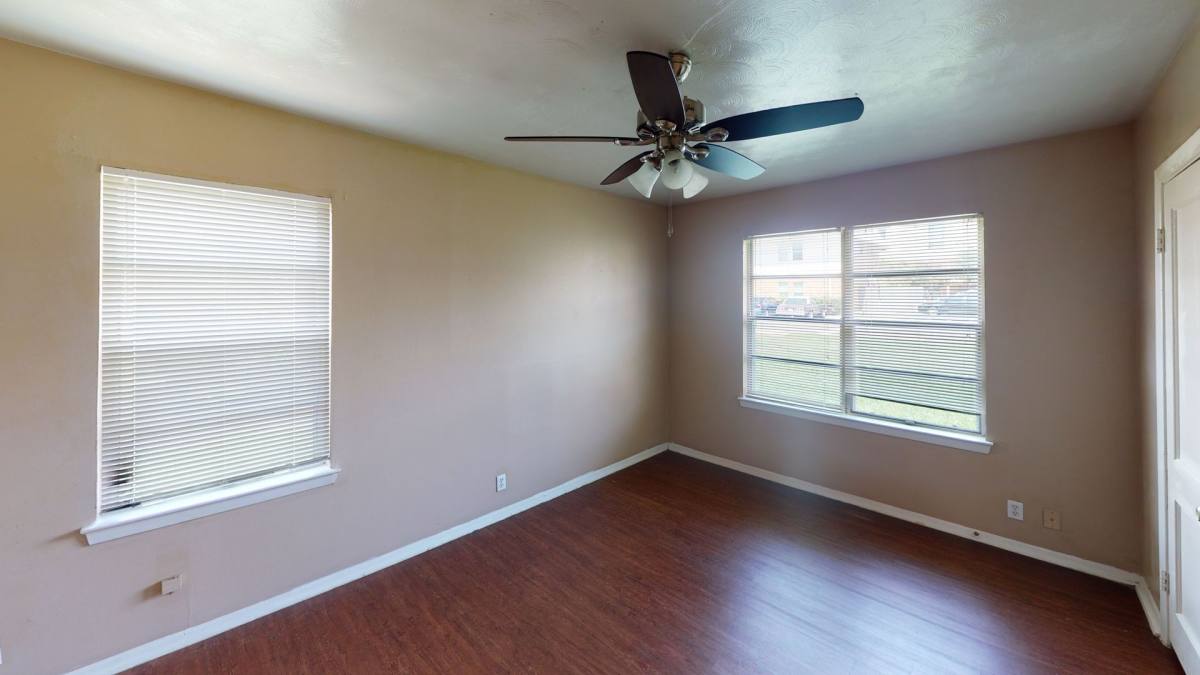 House for rent at 915 S Welch St, Denton, TX 76201