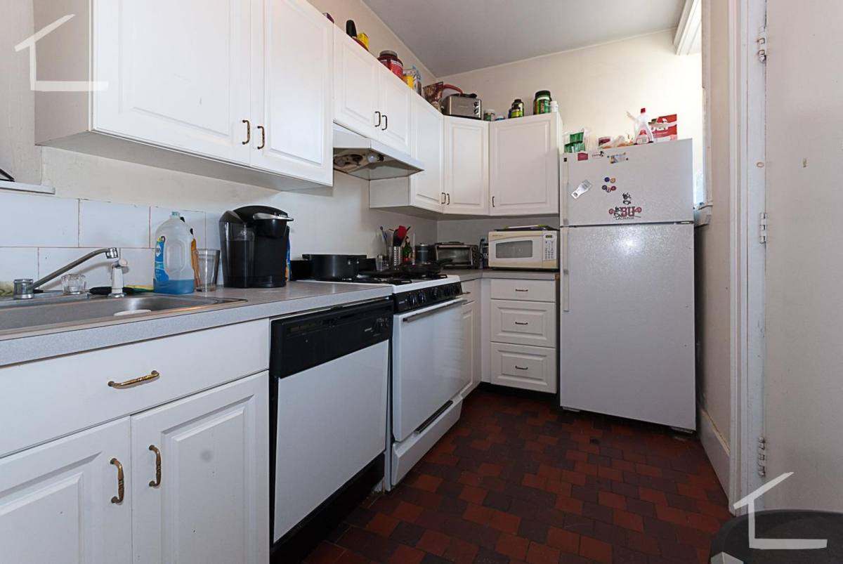 Apartment for rent at 318 Saint Paul St #6, Brookline, MA 02446