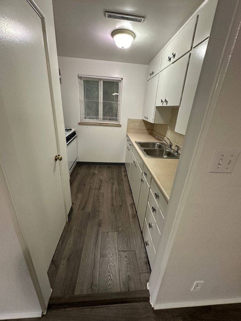 Apartment for rent at 1099 Marine, Boulder, CO 80302