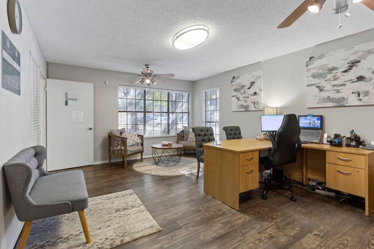 Apartment for rent at 1525 E 2nd St, Granbury, TX 76048