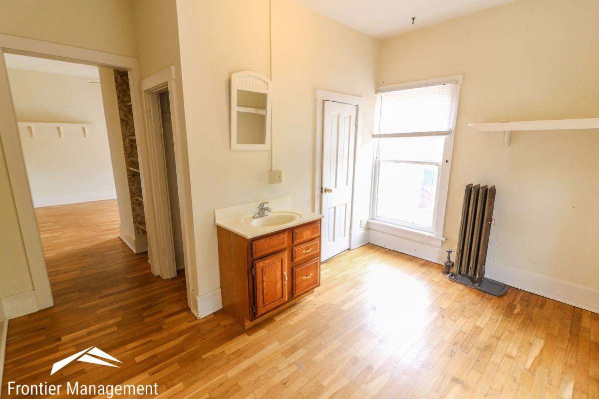 Apartment for rent at 412 N 11th St, Manhattan, KS 66502