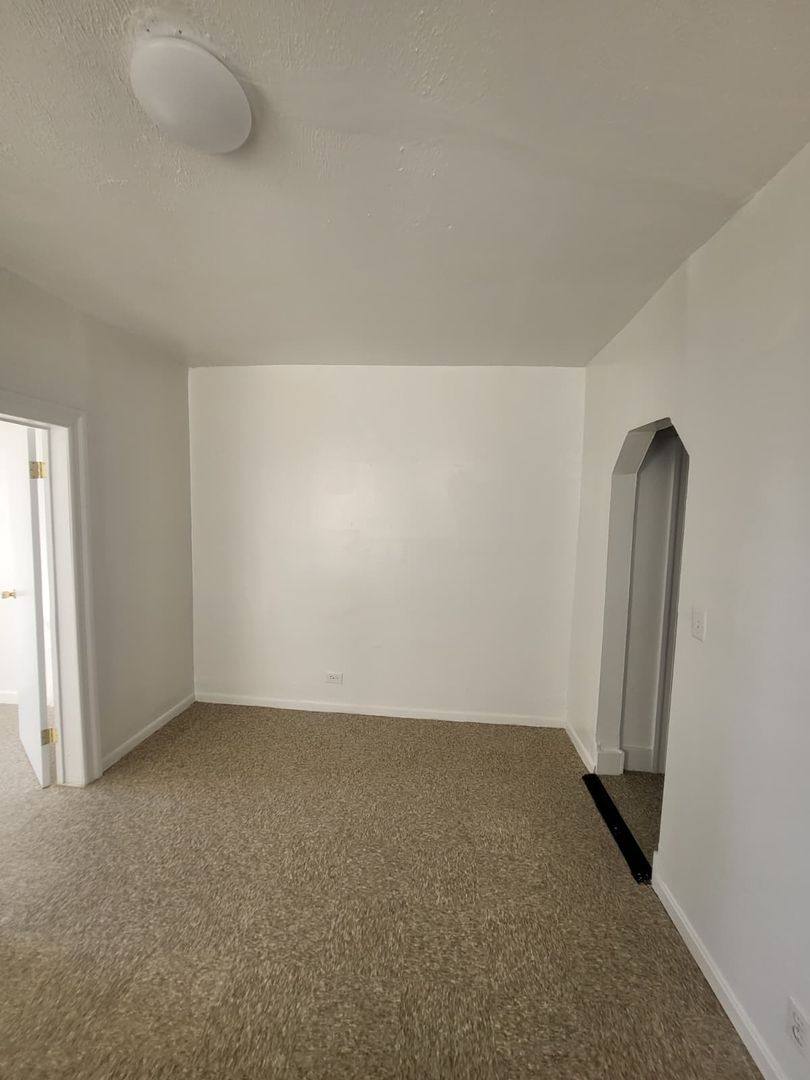 Apartment for rent at 490 E 189th St, Bronx, NY 10458