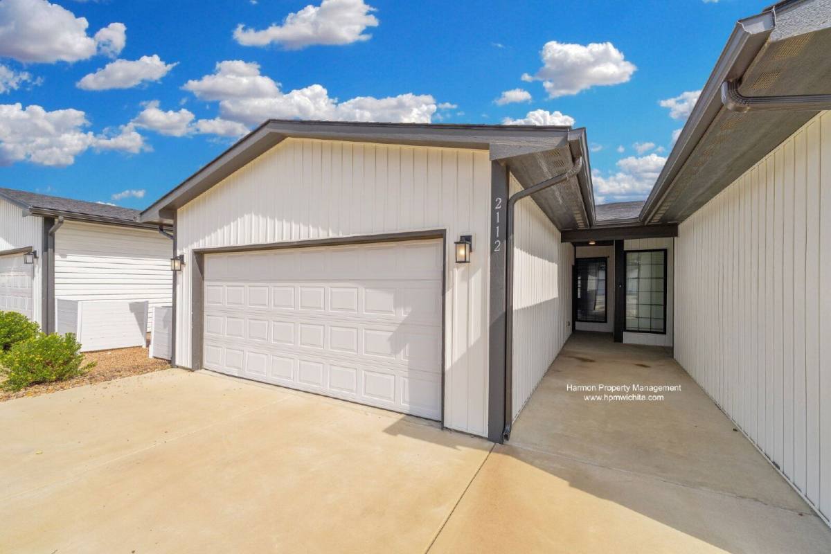 Townhouse for rent at 2168 S Thatcher Court, Wichita, KS 67207