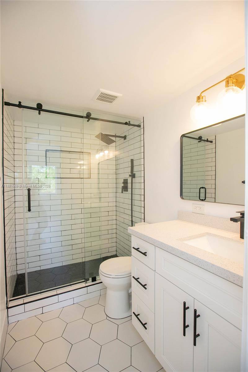 Townhouse for rent at 2714 NE 8th St #2712, Hallandale, FL 33009