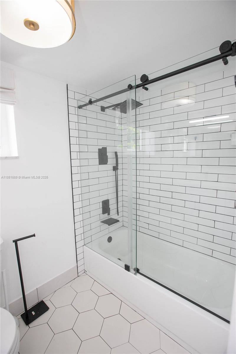 Townhouse for rent at 2714 NE 8th St #2712, Hallandale, FL 33009