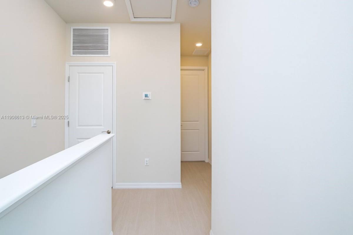 Townhouse for rent at 3932 Long Leaf Lane #1, Hollywood, FL 33021