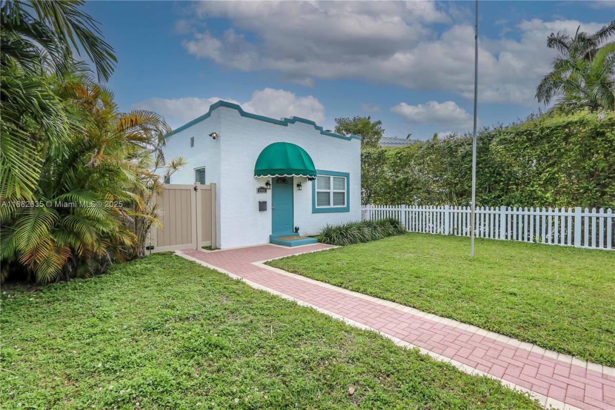 House for rent at 1648 Adams St, Hollywood, FL 33020