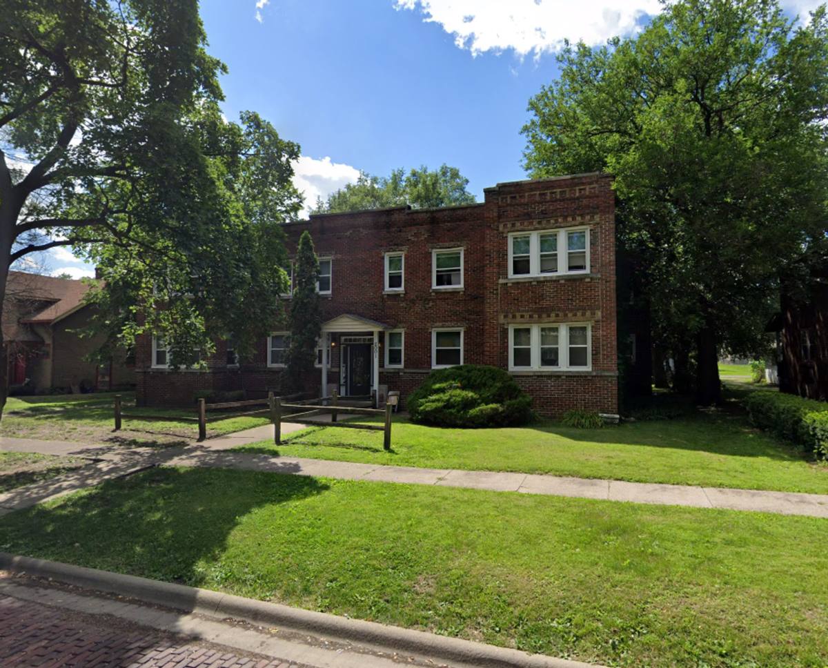 Apartment for rent at 2001 S 5th St, Rockford, IL 61104