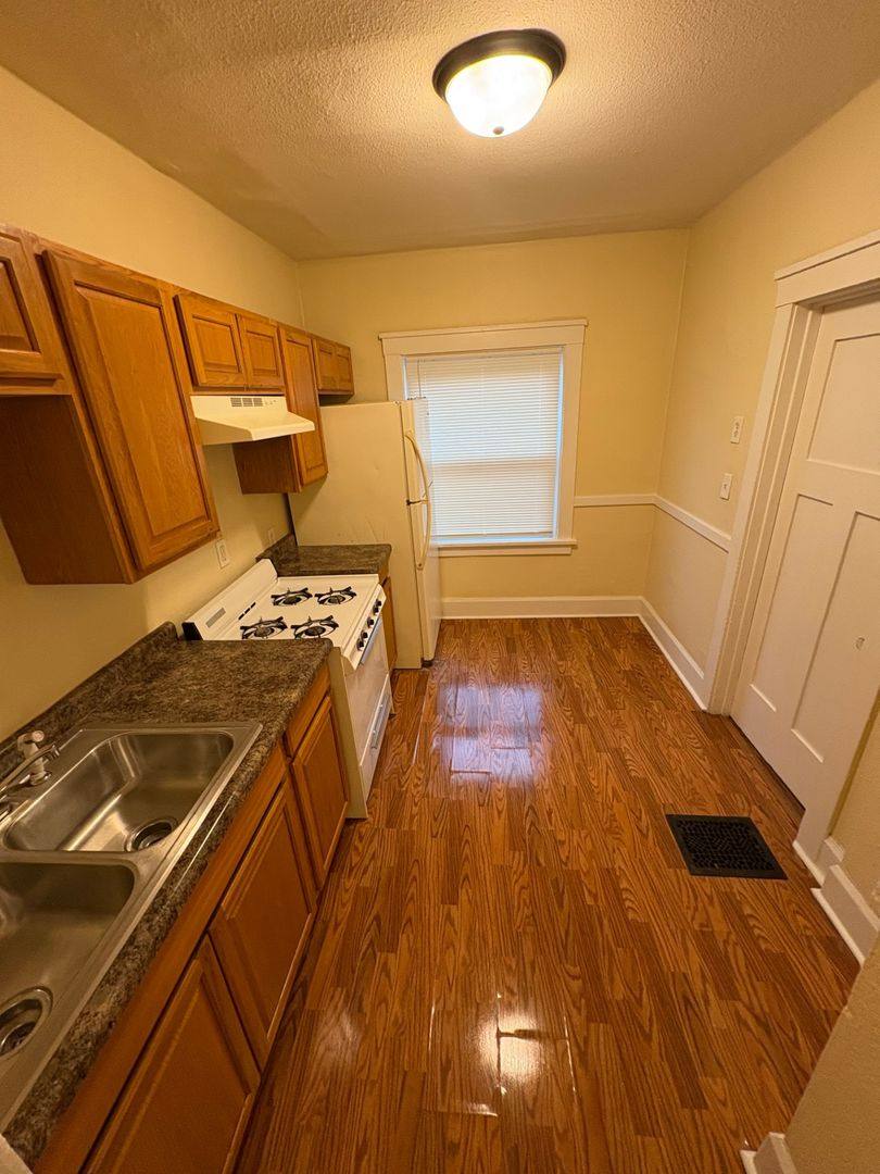 Apartment for rent at 2001 S 5th St, Rockford, IL 61104