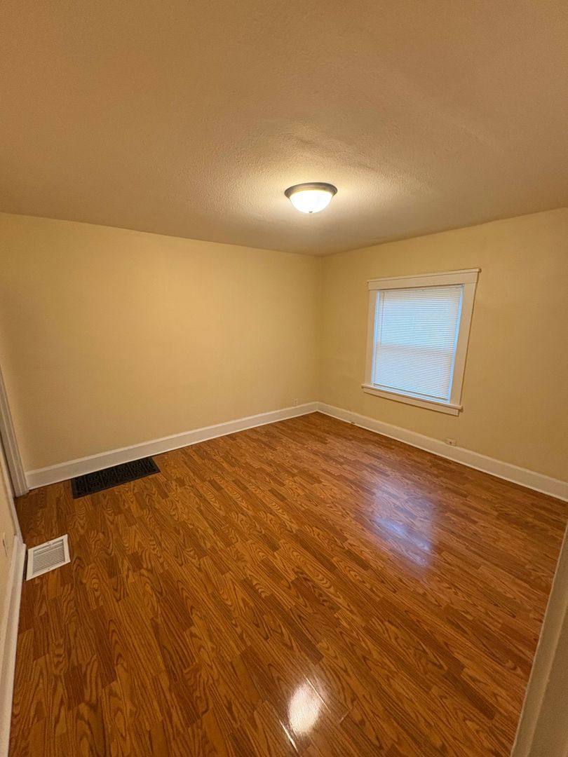 Apartment for rent at 2001 S 5th St, Rockford, IL 61104