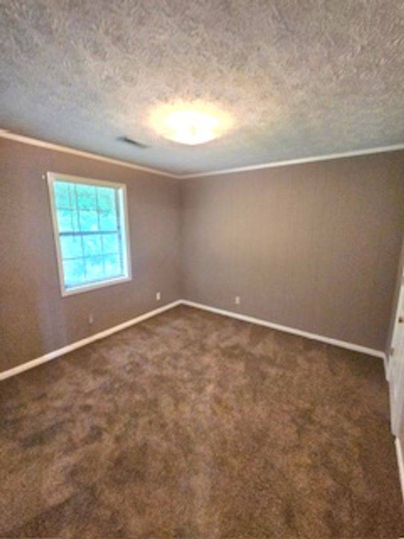Apartment for rent at 1630 Church Ave SE, Jacksonville, AL 36265