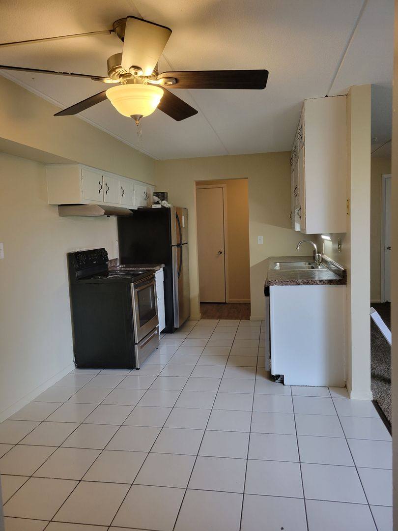 Apartment for rent at 6410 27th Ave N, Minneapolis, MN 55427