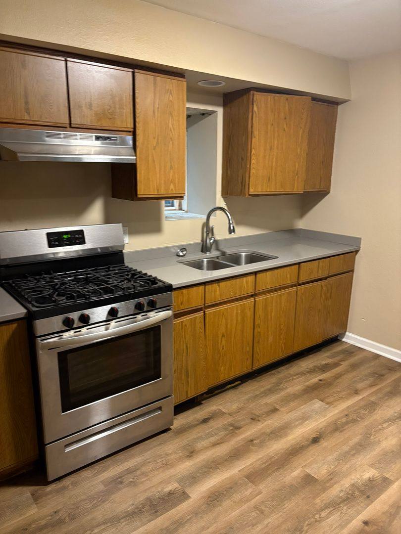 Apartment for rent at 1471 Main St, Dubuque, IA 52001