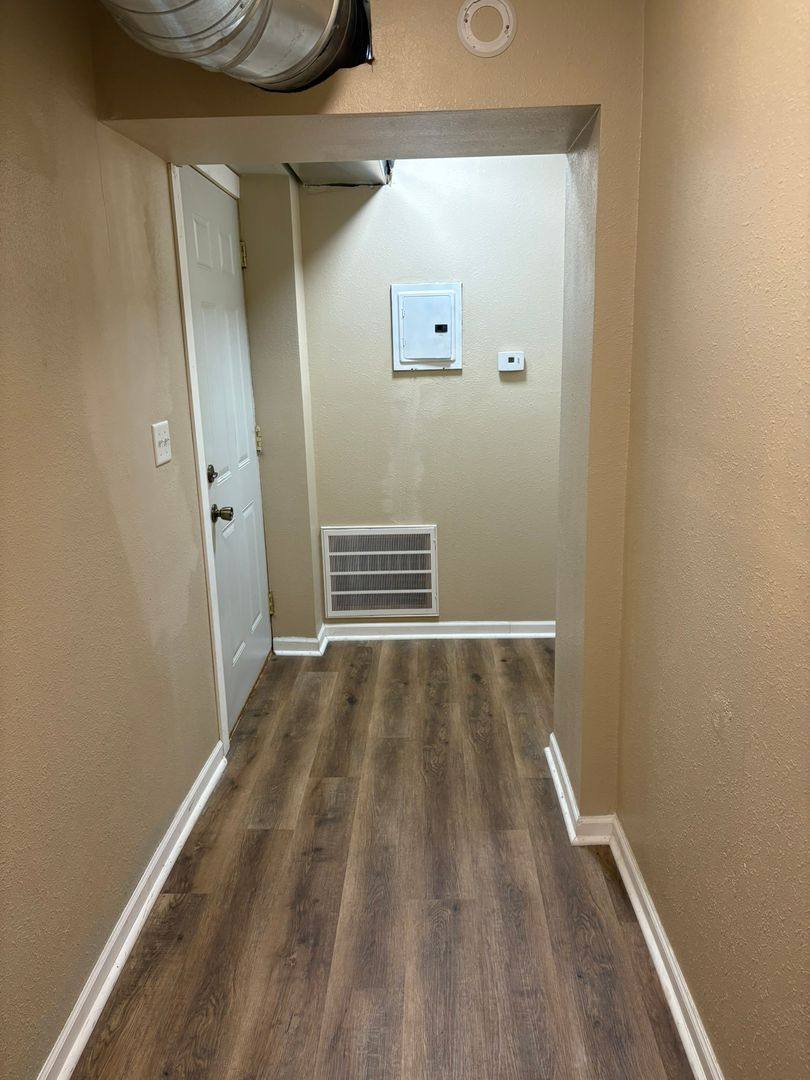 Apartment for rent at 1471 Main St, Dubuque, IA 52001