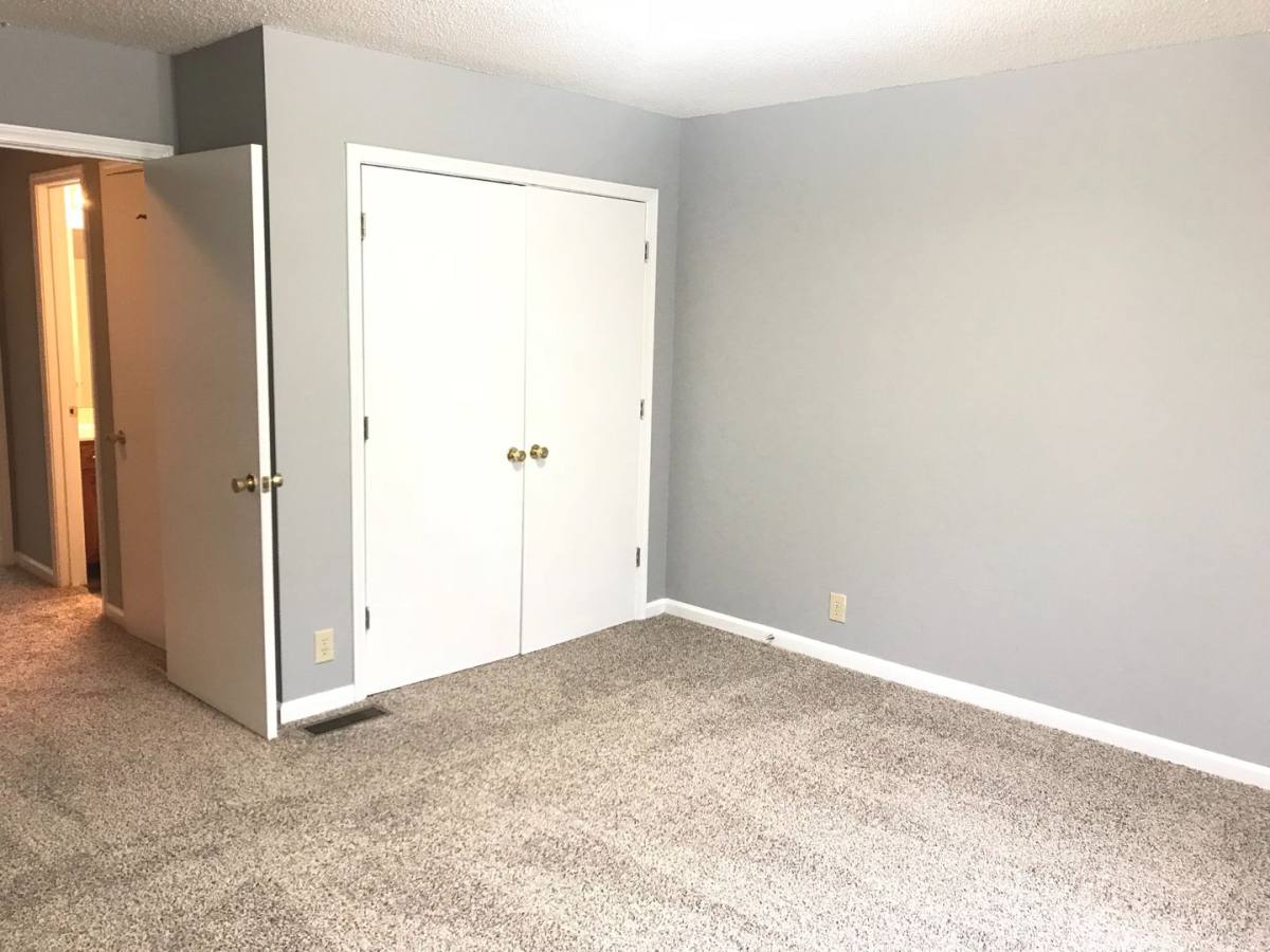Apartment for rent at 2453 W Wilson Rd, Clarksville, TN 37043
