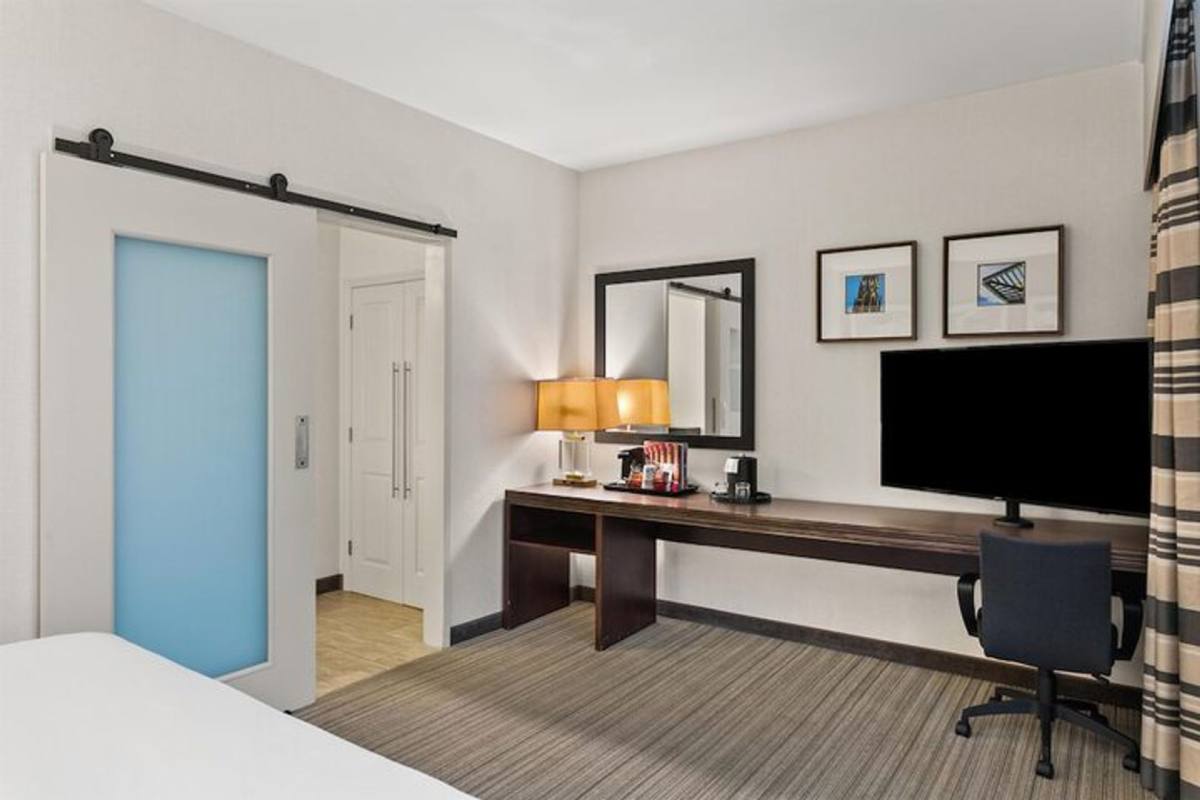 Apartment for rent at 15-19 S Charles St, Baltimore, MD 21202