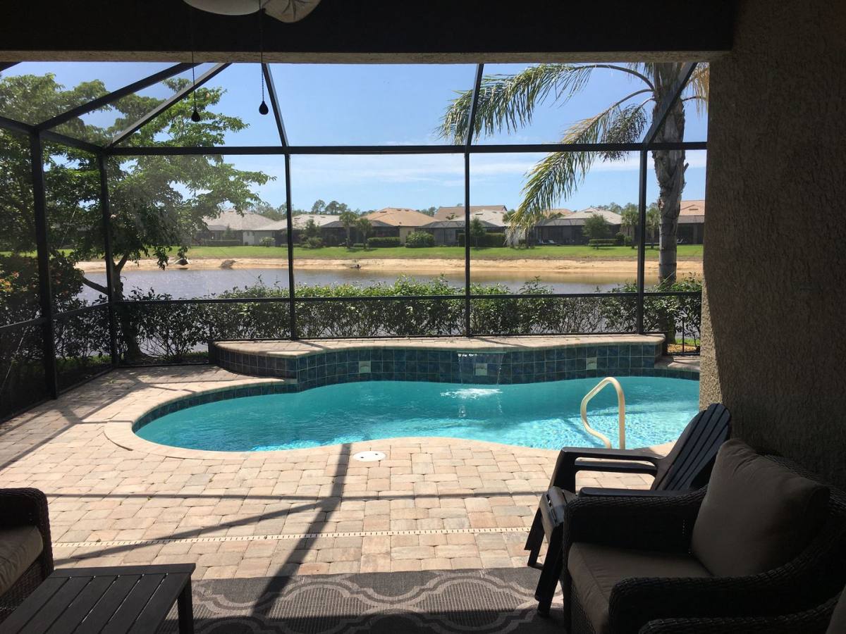 Apartment for rent at 7631 Jacaranda Lane, Naples, FL 34114