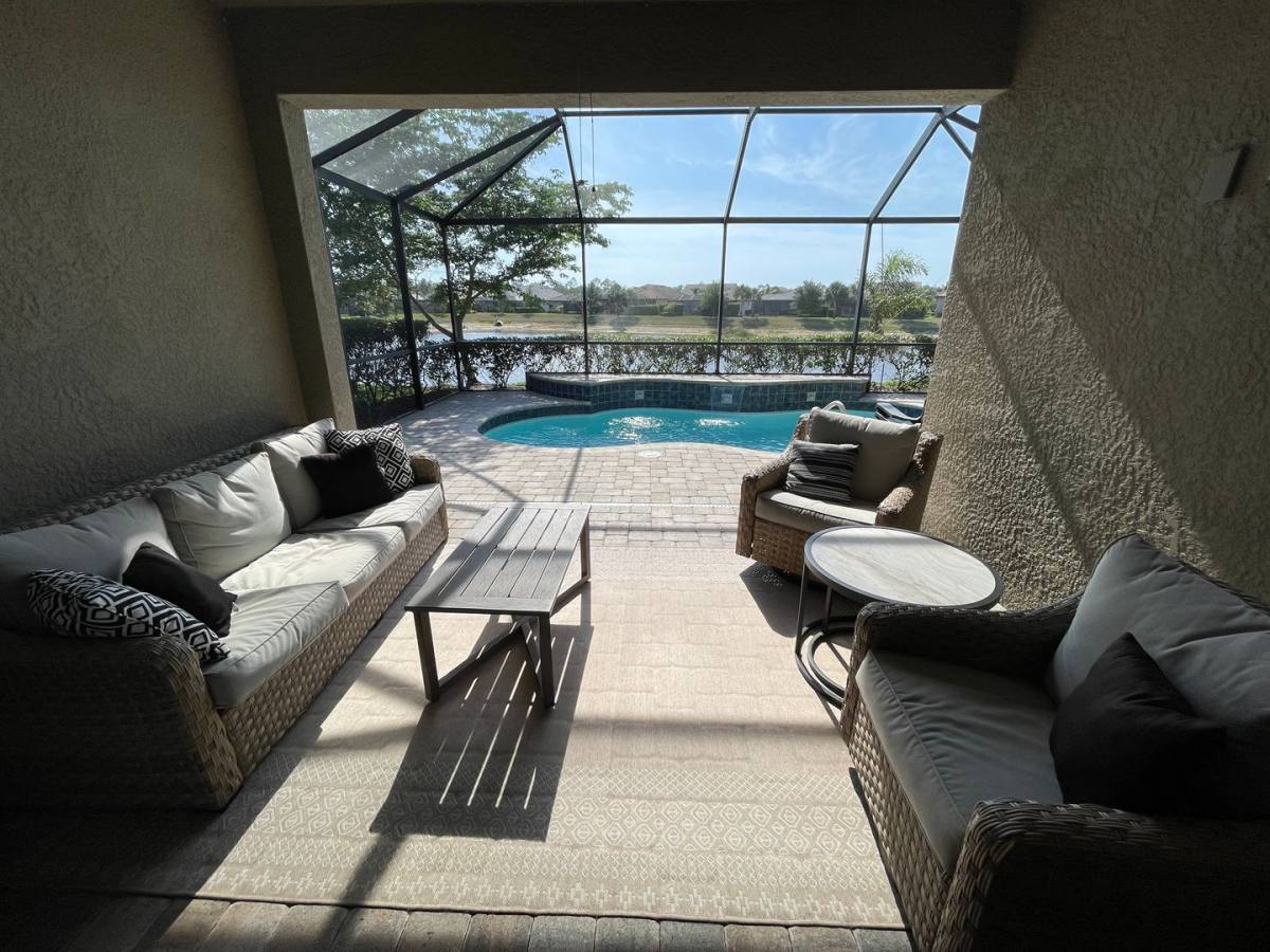 Apartment for rent at 7631 Jacaranda Lane, Naples, FL 34114