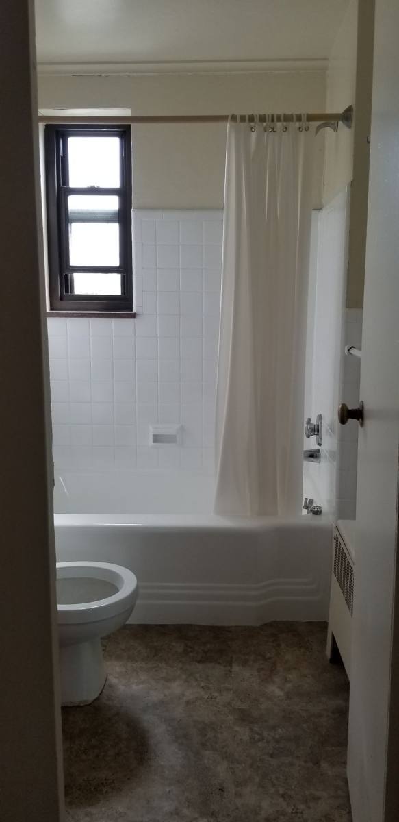 Apartment for rent at 240 Melwood Ave, Pittsburgh, PA 15213