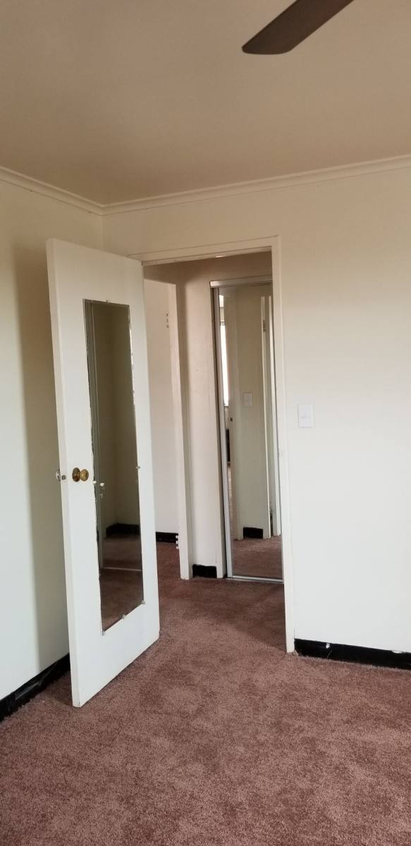 Apartment for rent at 240 Melwood Ave, Pittsburgh, PA 15213