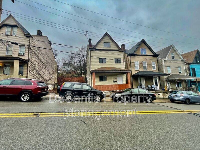 Apartment for rent at 2903 Stayton St #2, Pittsburgh, PA 15212