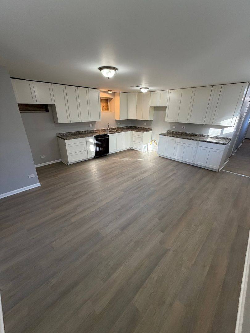 Apartment for rent at 7808 S Greenwood Ave, Chicago, IL 60619