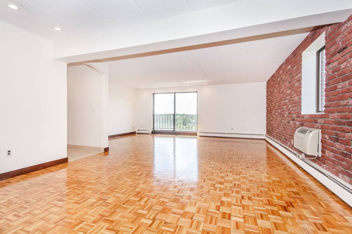 Apartment for rent at 31 Harris St #701A, Brookline, MA 02446