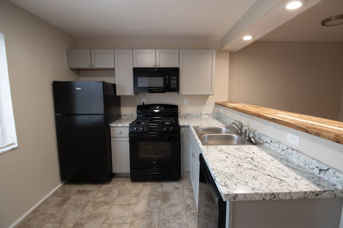 Apartment for rent at 1718 E Broadway, Columbia, MO 65201