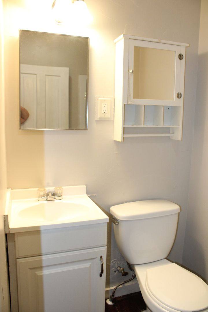 Apartment for rent at 1221 Laurel Ave, Knoxville, TN 37916