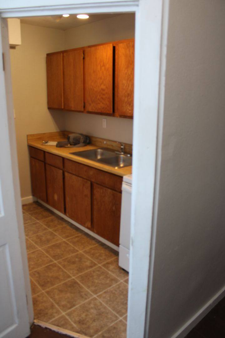 Apartment for rent at 1221 Laurel Ave, Knoxville, TN 37916