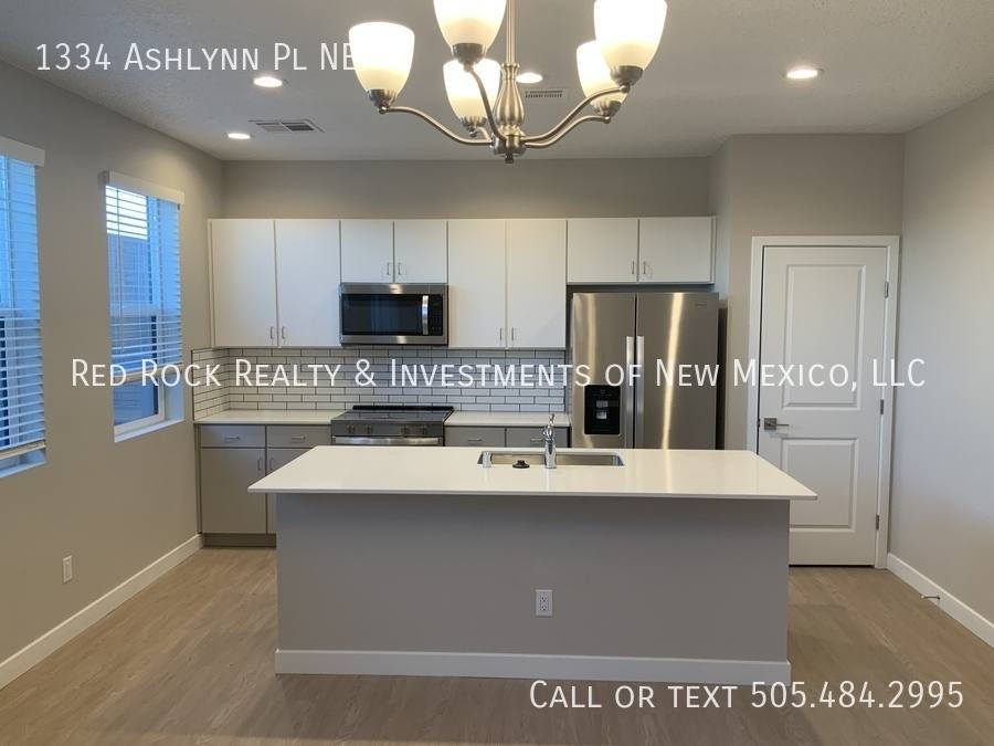 Townhouse for rent at 1334 Ashlynn Place NE, Rio Rancho, NM 87144