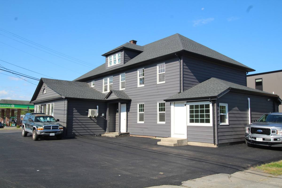 Apartment for rent at 549 Albany Ave, Kingston, NY 12401