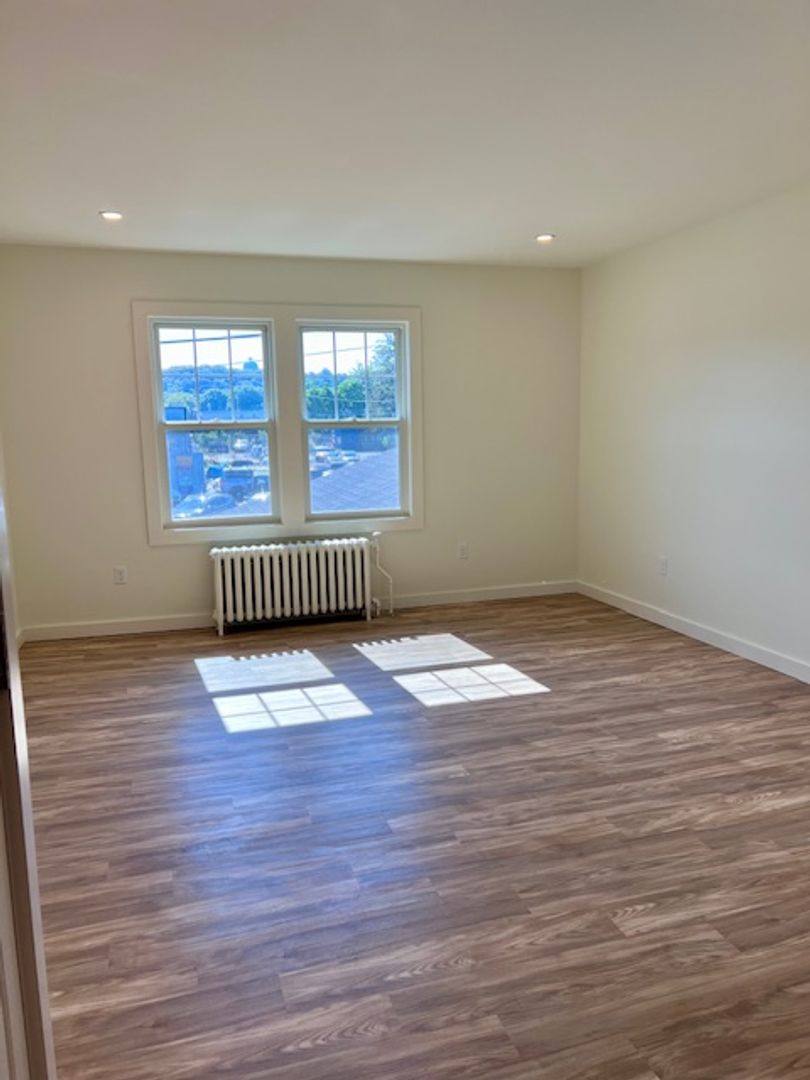 Apartment for rent at 549 Albany Ave, Kingston, NY 12401