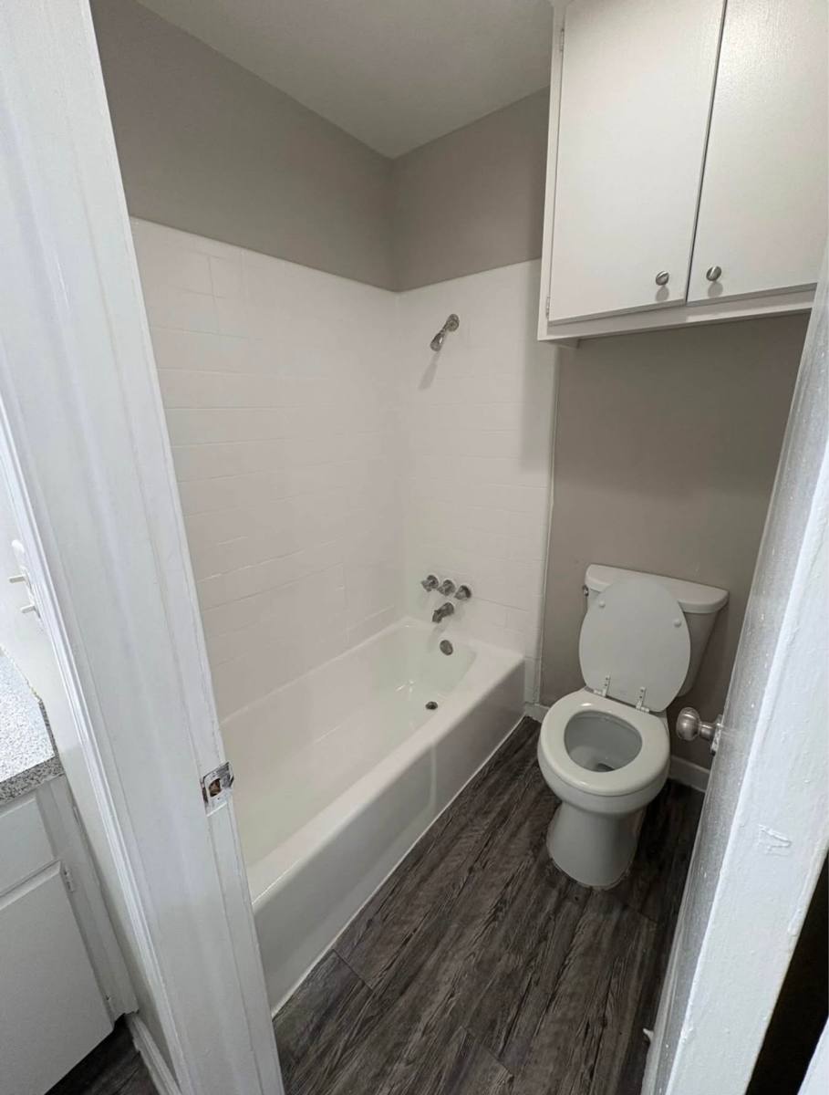 Apartment for rent at 6609 S Lewis Ave, Tulsa, OK 74136