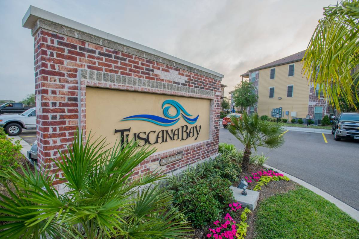 Apartment for rent at 2921 Airline Rd, Corpus Christi, TX 78414